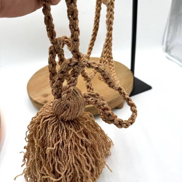 Vintage Macrame Plant Hanger Brown Wooden Bead Mid Century - Picture 5 of 6